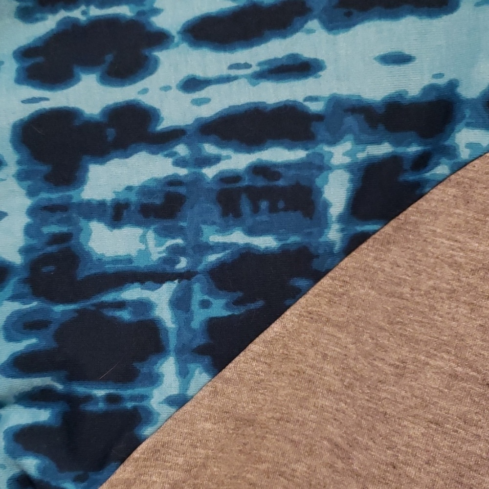 Lularoe Large Randy - Picture 3 of 4